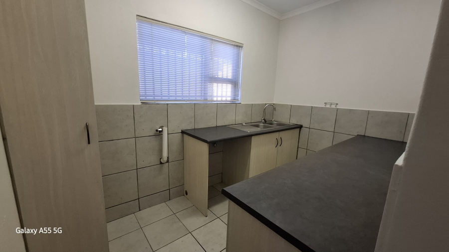 2 Bedroom Property for Sale in Olyfvenhoudtsdrift Northern Cape